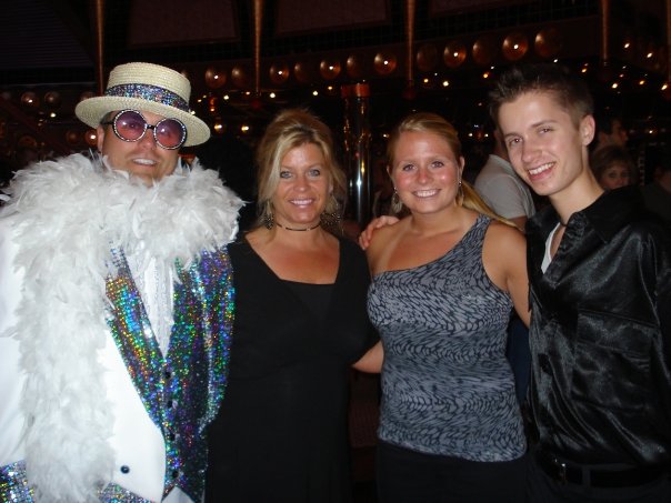 10400230_757257268269_4857_n